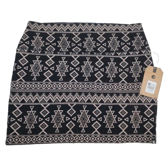 NWT BILLABONG Black Light Pink Mini Skirt Women's Medium Cotton Geometric Aztec - Picture 1 of 13